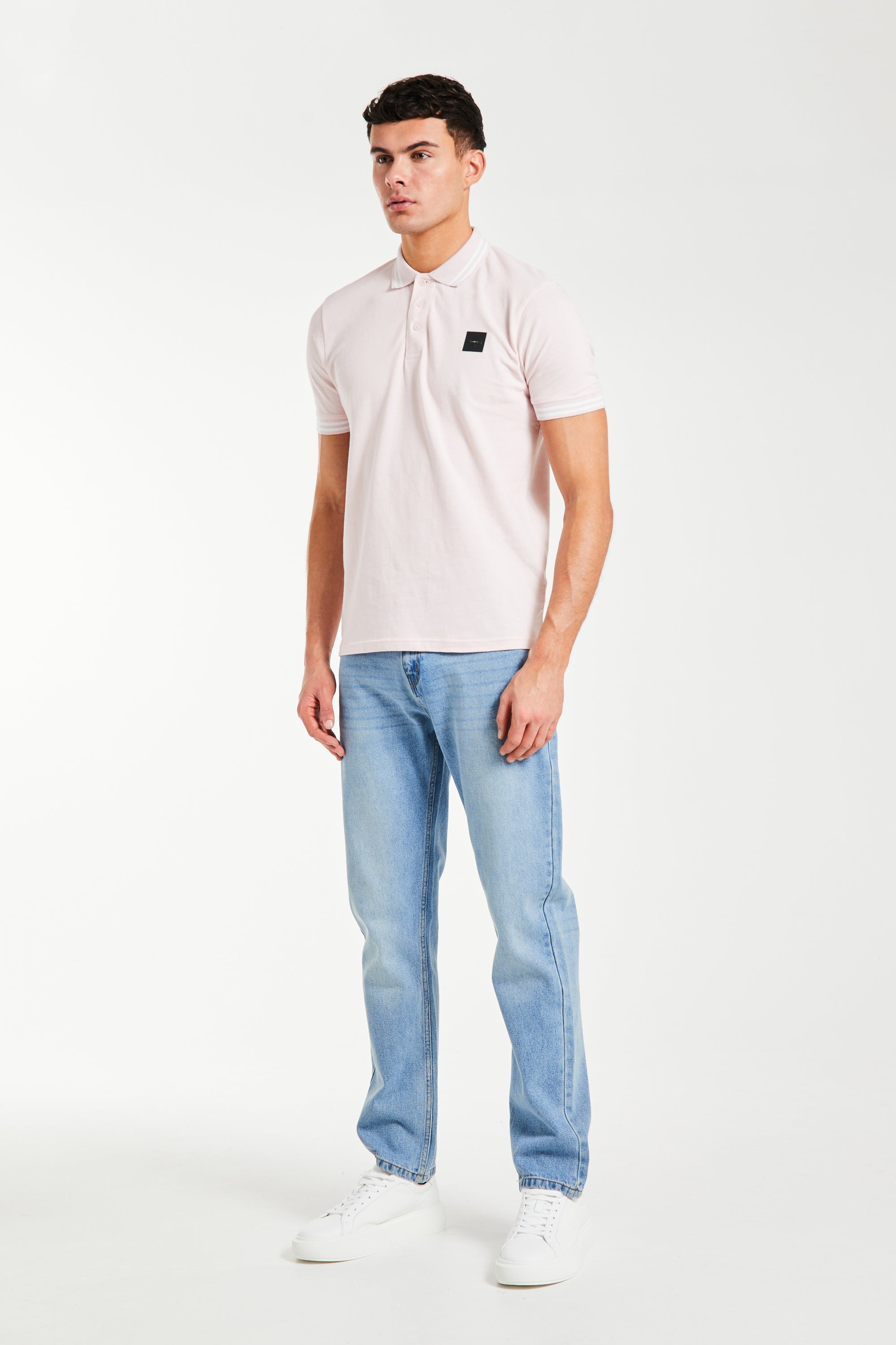 Harlow Straight Jeans in Mid Wash