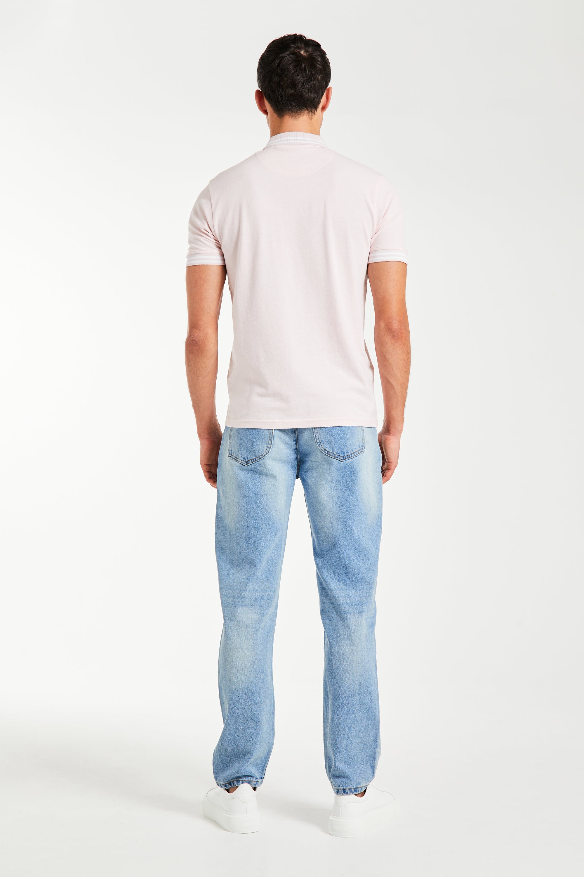 Harlow Straight Jeans in Mid Wash