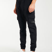 Model wearing cheap cargo pants for men in black