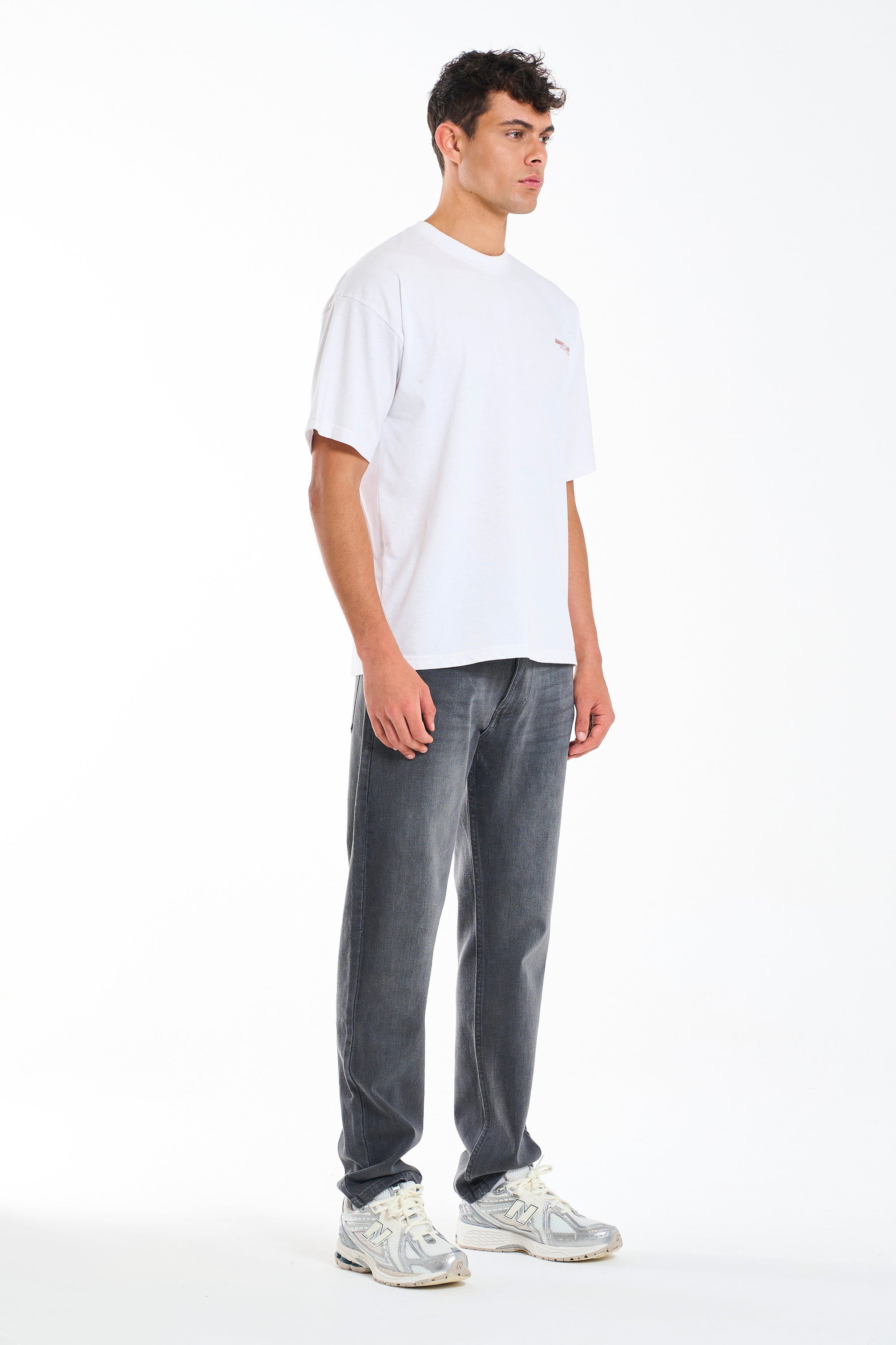 Harlow Straight Jeans in Grey