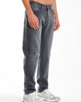 Harlow Straight Jeans in Grey