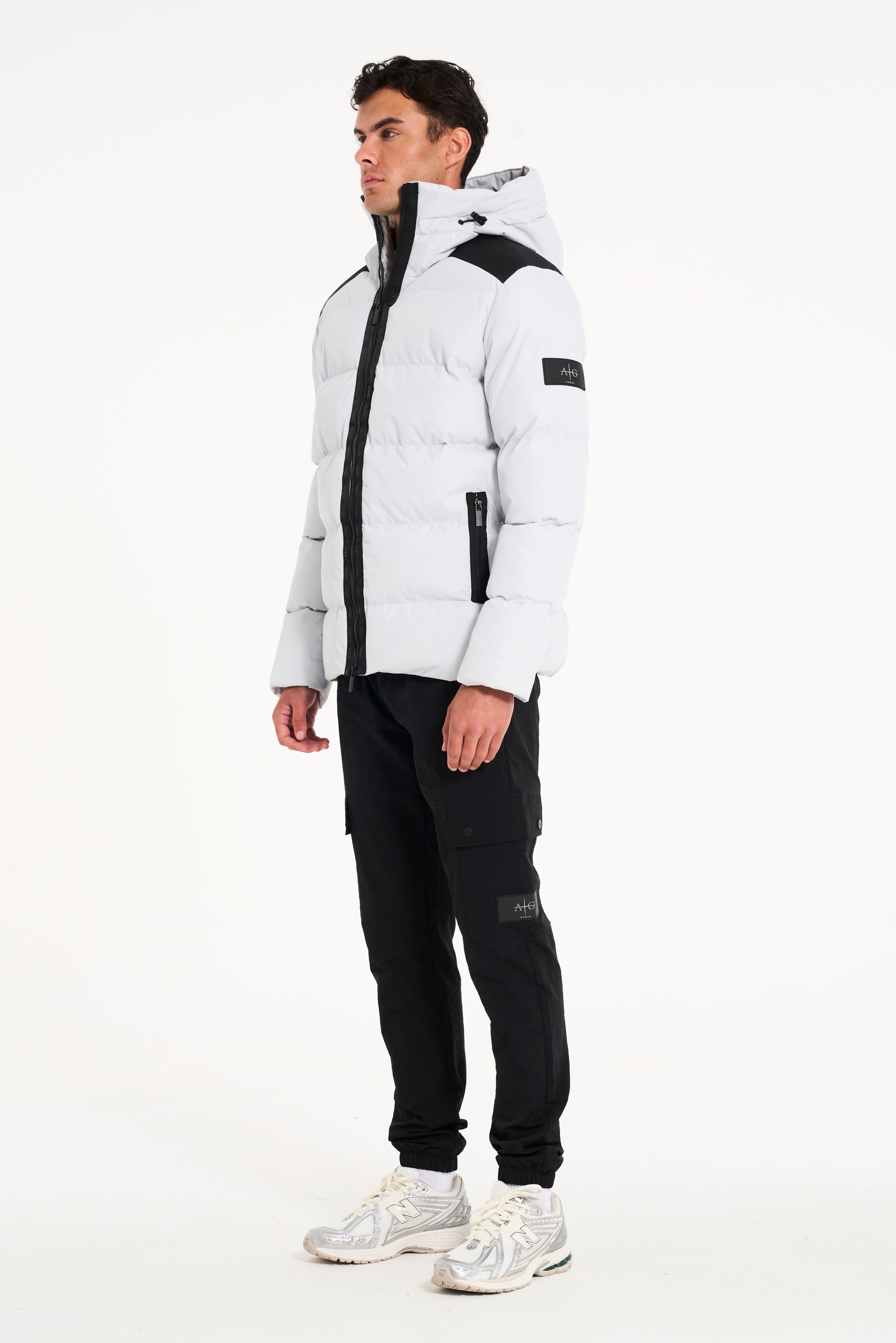 Loge and zip design of mens grey puffer jacket