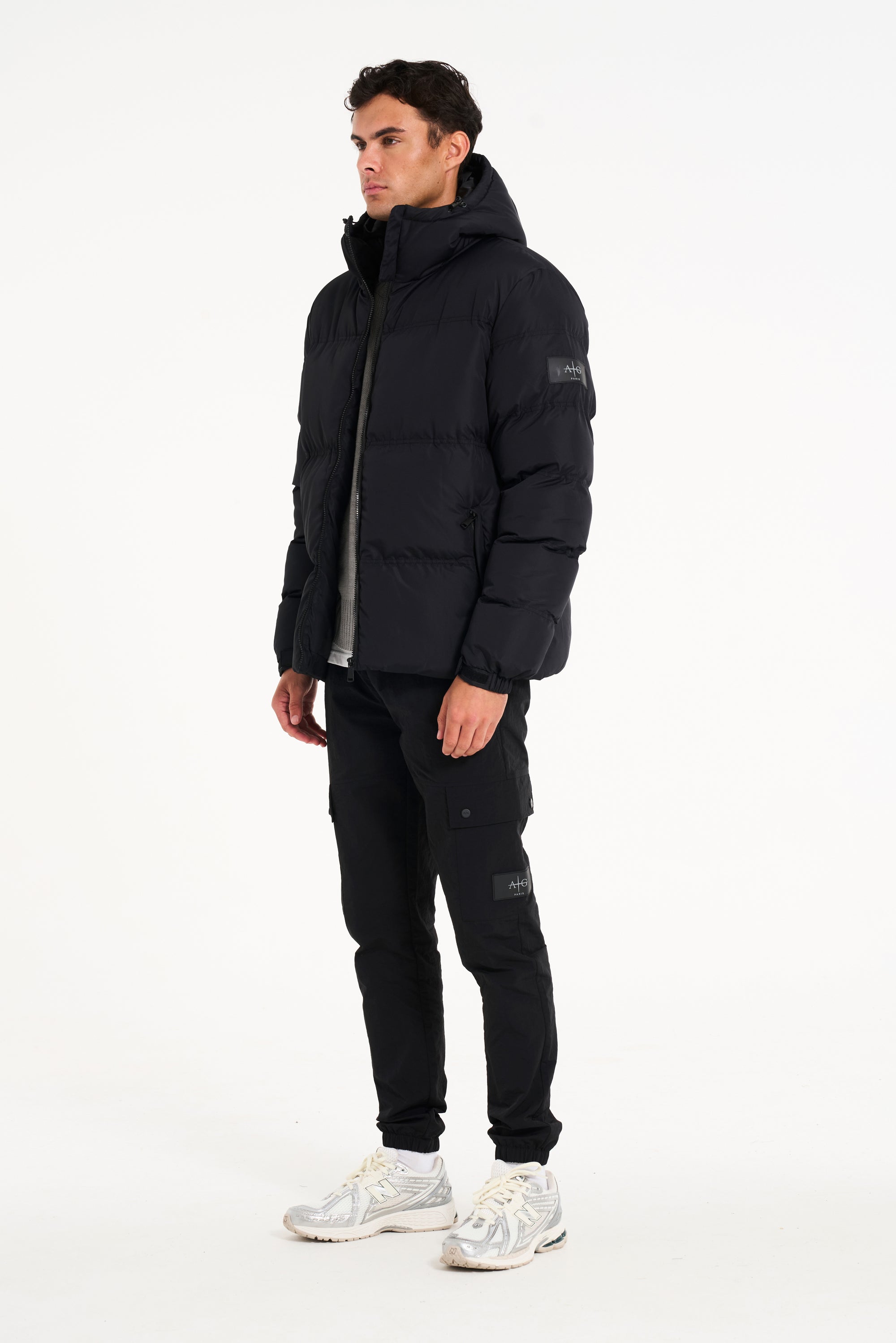 Mens black puffer jacket (unzipped)