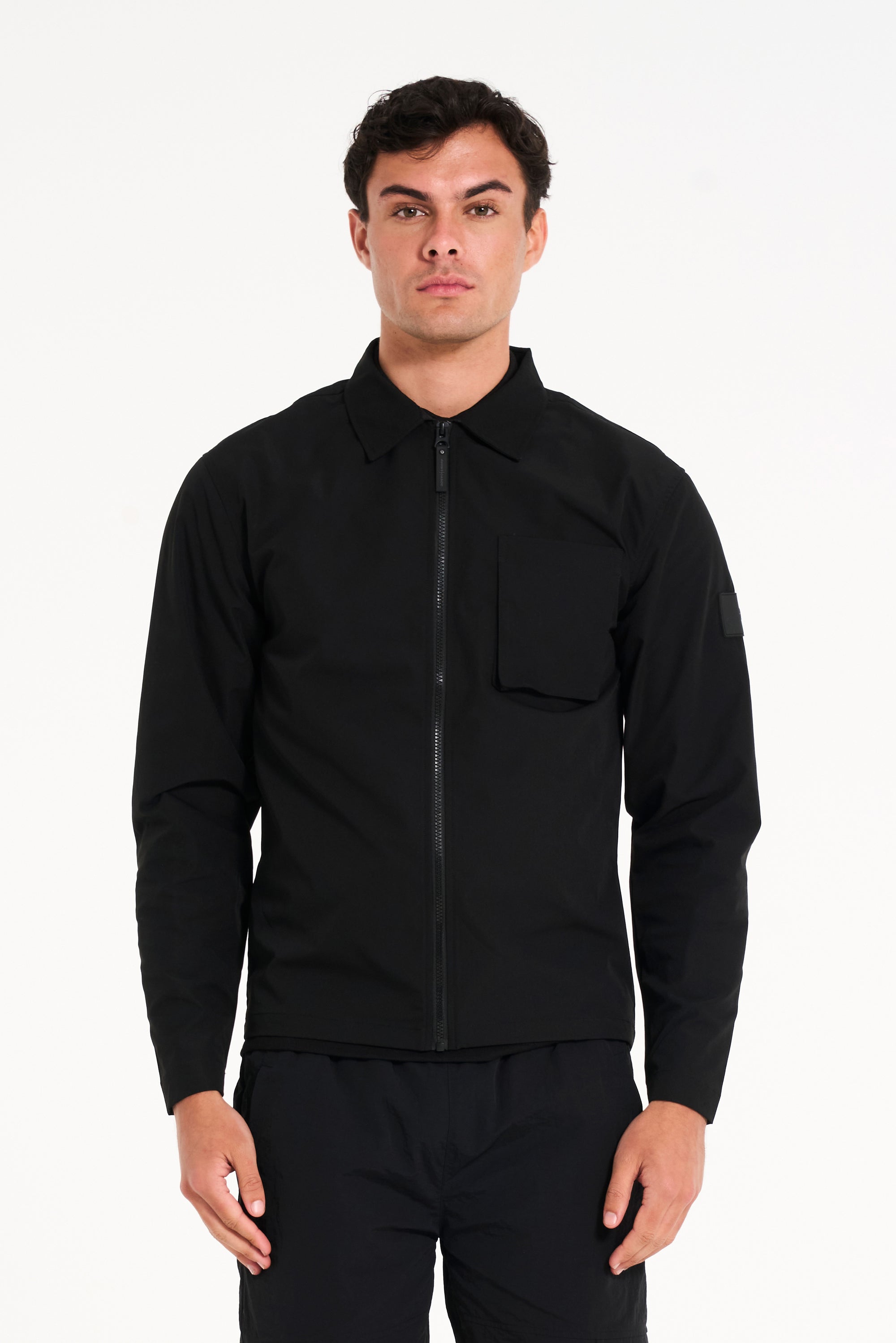 Mento Overshirt in Black