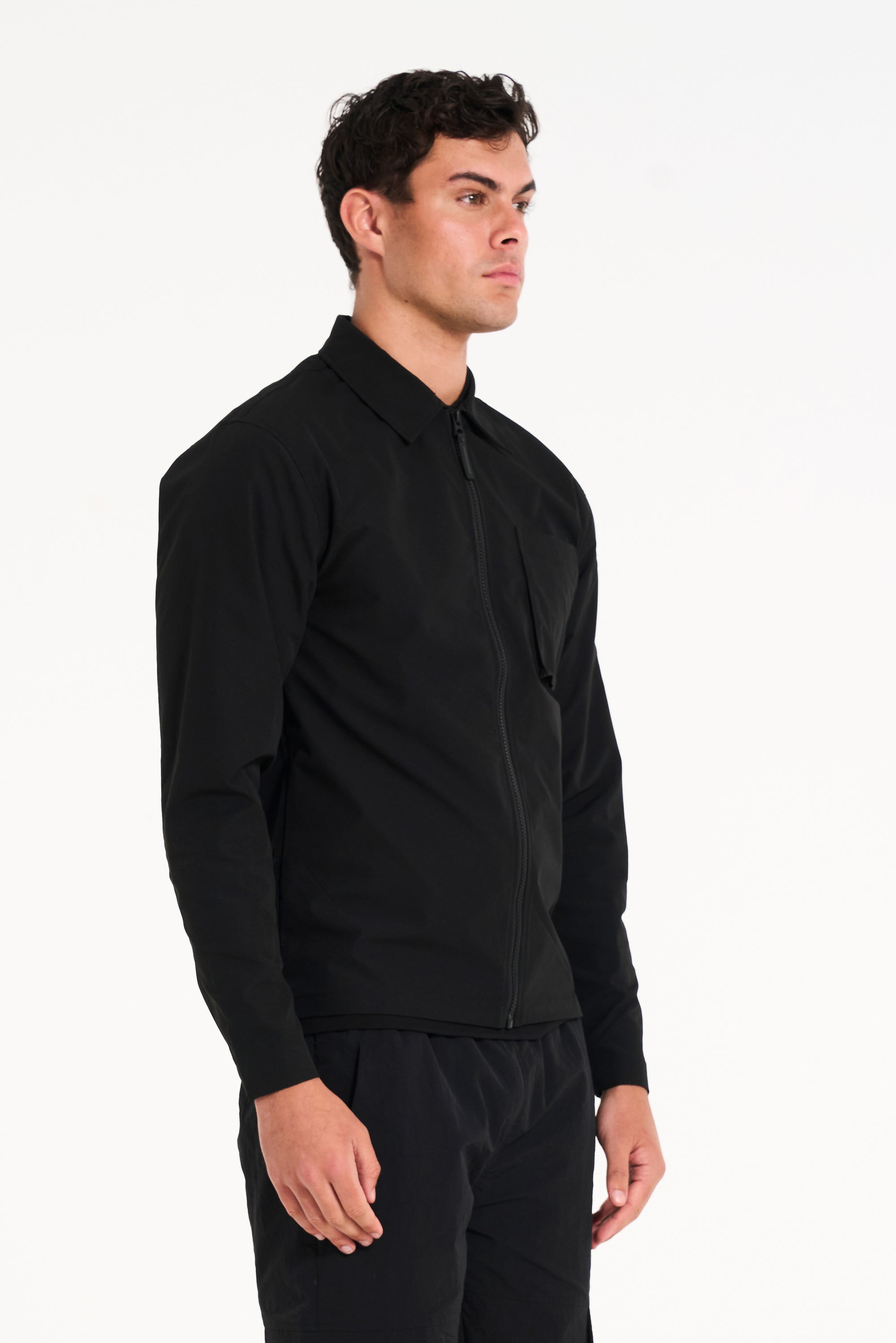 Mento Overshirt in Black