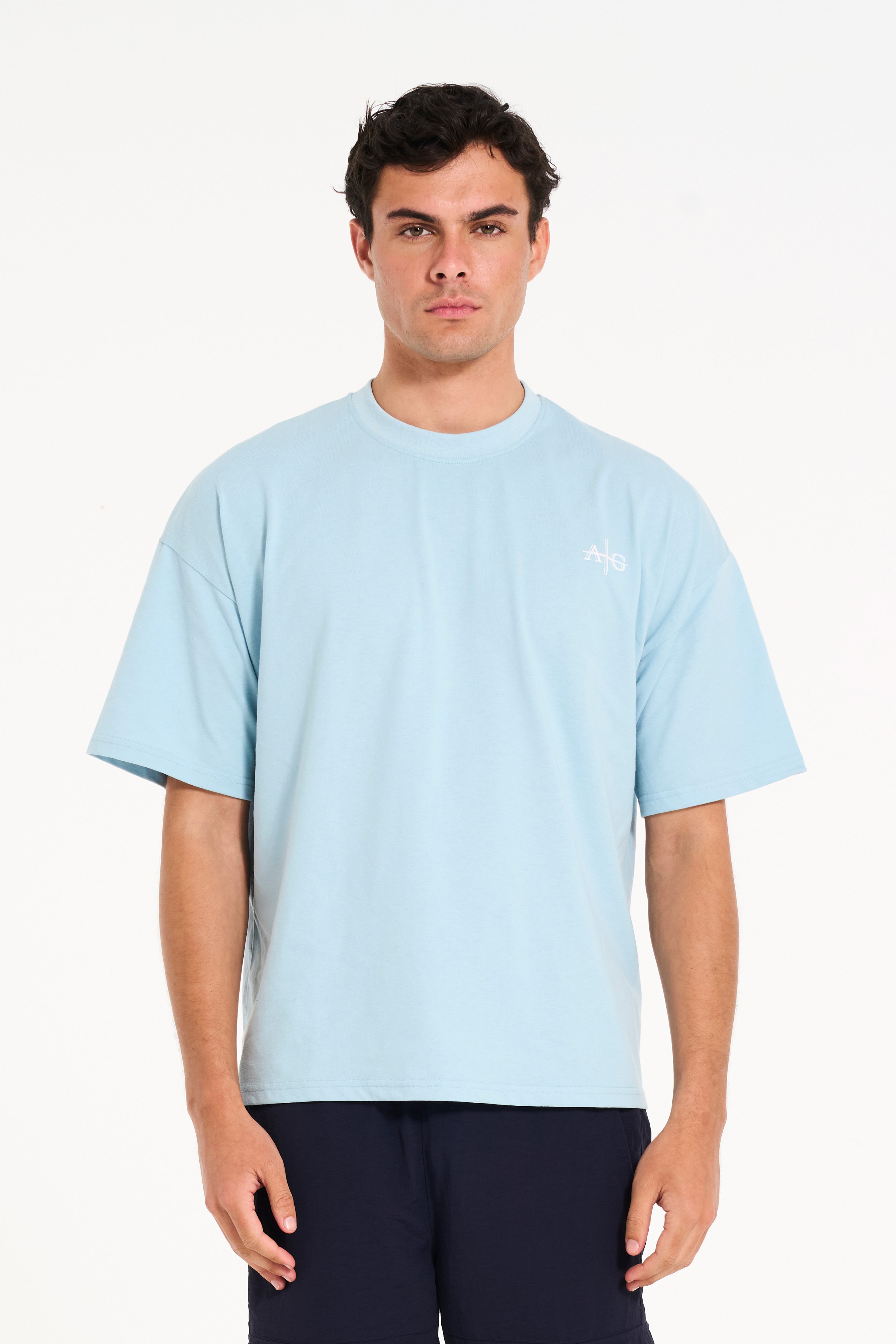 Crew T-Shirt in Sky Blue – Avant Garde Paris
